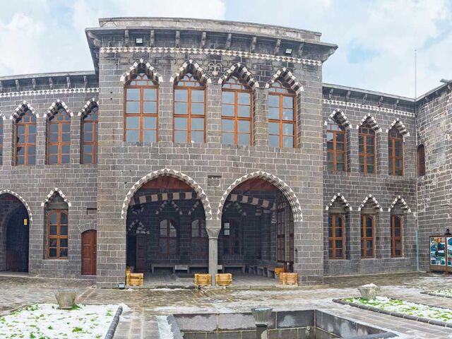 Bölge Buluşmalı Otobüslü  Gap Turu 3 Gece Konaklamalı