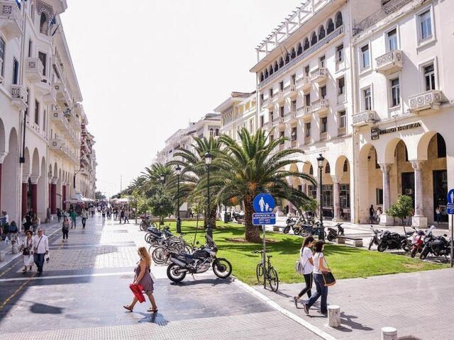 Otobüs ile Balkanlar Rüyası 9 Ülke 25 Şehir 6 Gece Konaklamalı 2026