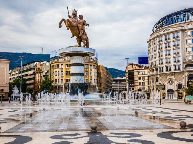 Kosovalı Büyük Balkanlar Turu AJet ile Extra Turlar ve Akşam Yemekleri Dahil SKP-BEG