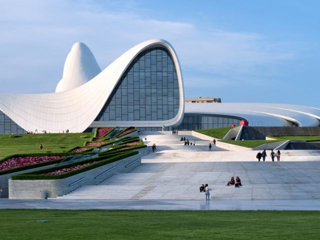 Ateşin ve Tarihin Şehri Bakü Ajet Hy İle Ramazan Bayramı Özel 3 Gece 4 Gün 2026