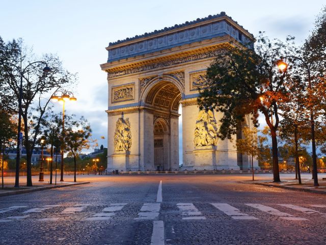 Benelüks - Paris - Almanya Turu 6 Gece 8 Gün - Antalya dan SunExpress ile DUS-DUS