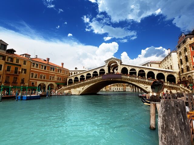 Büyük İtalya Turu Ajet Havayolları İle 5 Gece 6 Gün (Bergamo–Roma)